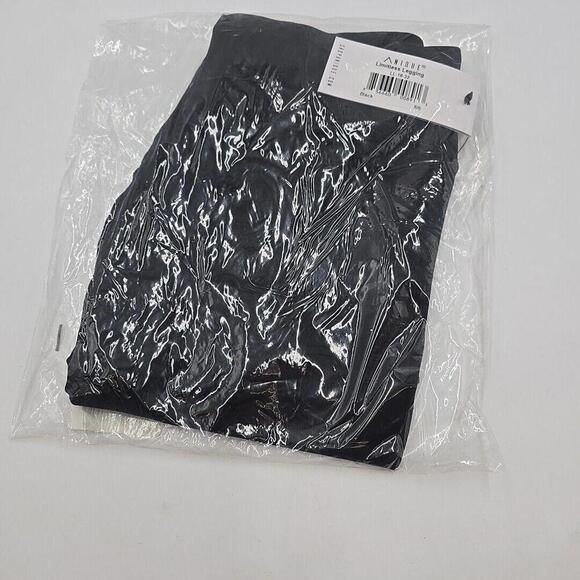 Anique Women's Sun Protective UPF 30+ Cooling Limitless Legging Black 6/8 - Picture 2 of 7